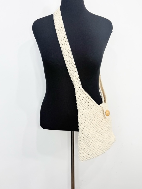 Boutique Cream Crochet Retro Vibes Boho Festival Lined Crossbody Bag - Picture 4 of 15